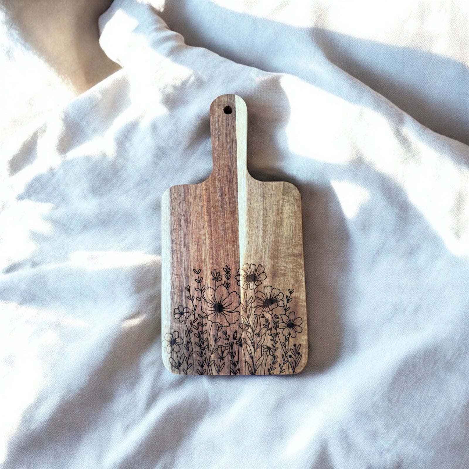 Acacia Cutting Board, Engraved Cutting Board, Floral