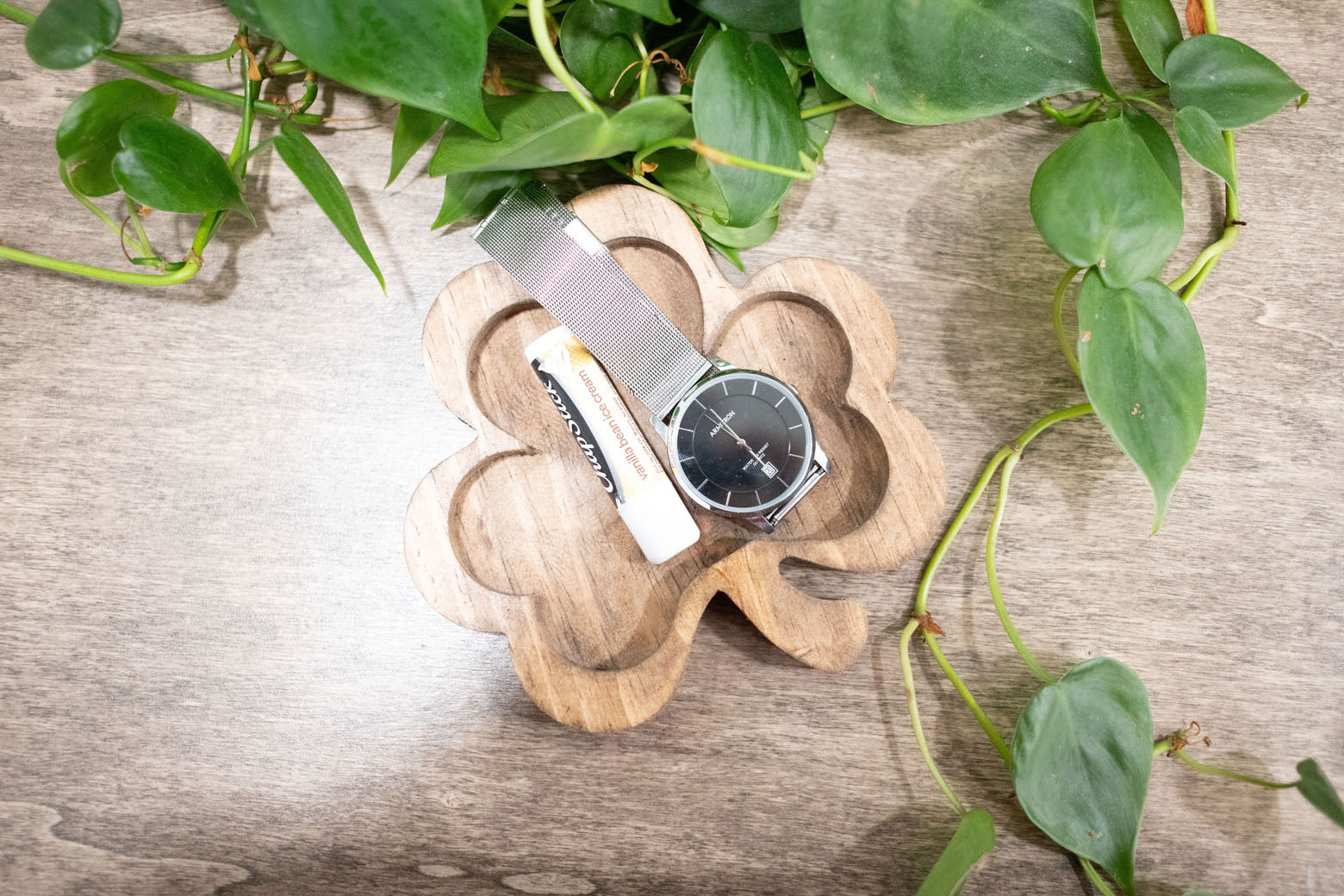 Shamrock Leaf Carved Catch All Tray, Clover Leaf Change Tray