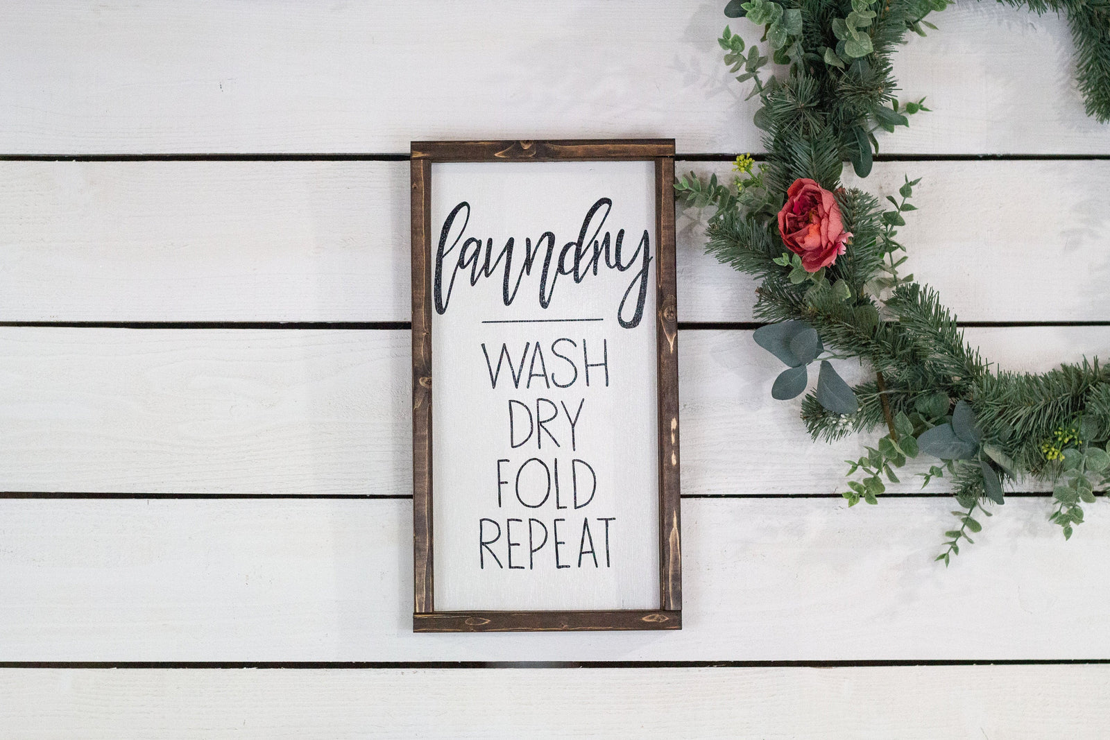 Vertical Laundry Sign