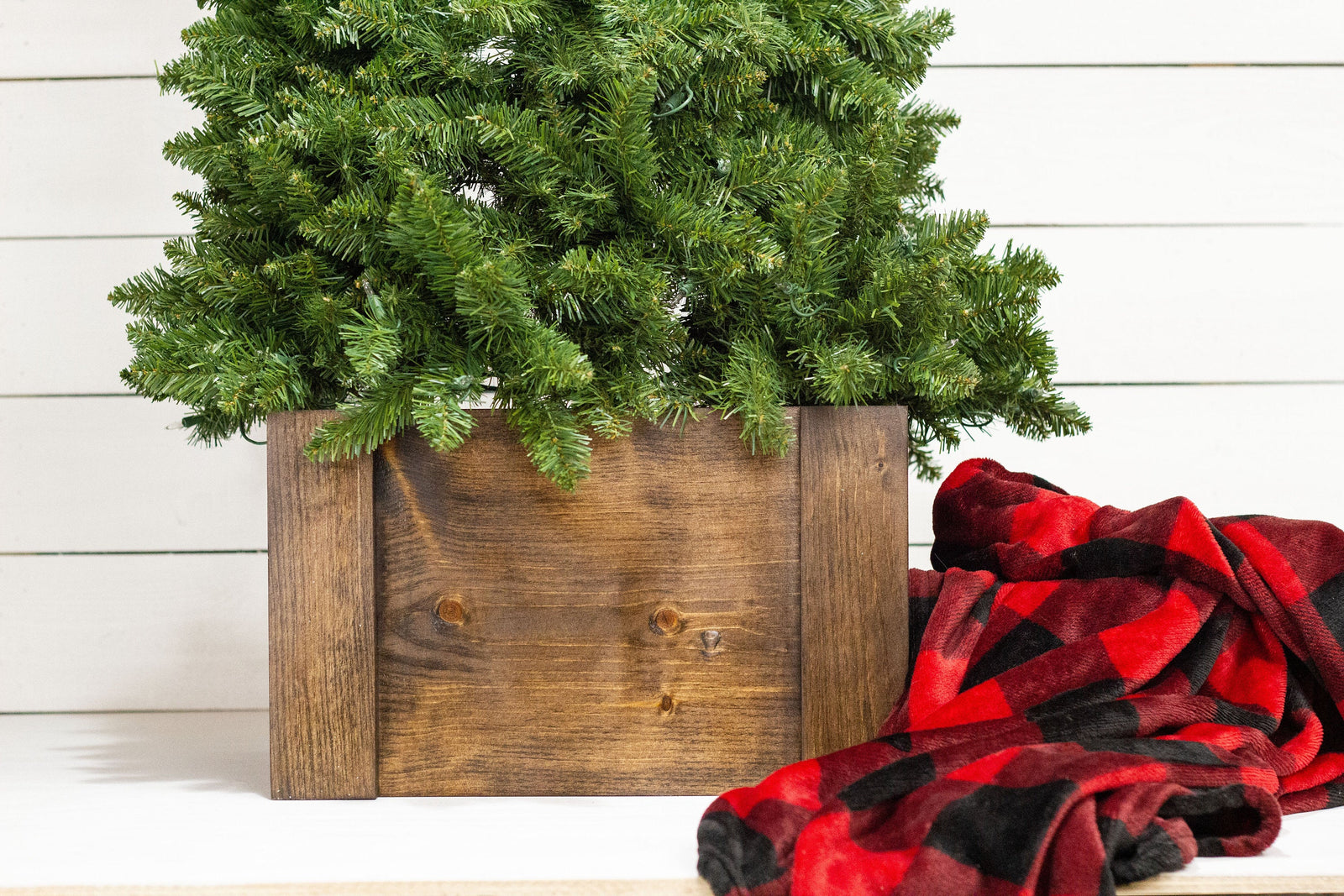 Collapsible Christmas Tree Collar